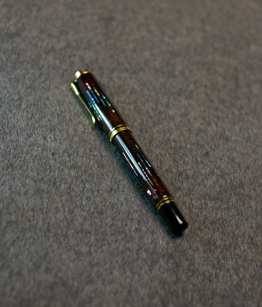 Pelikan M400 black Lacquer and Raden with Nashiji