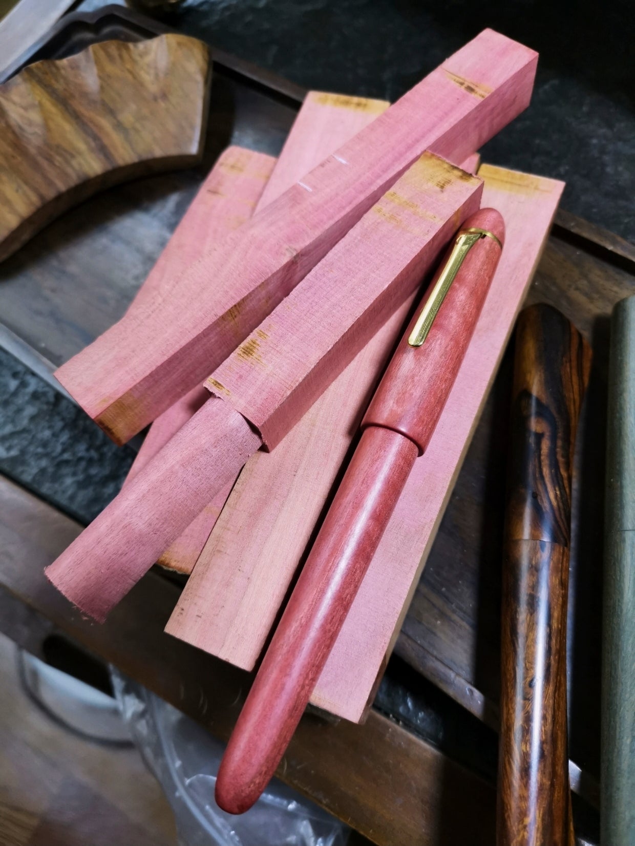 Pilot 743 Pink Ivory Dream（made from Pink Ivory Wood）